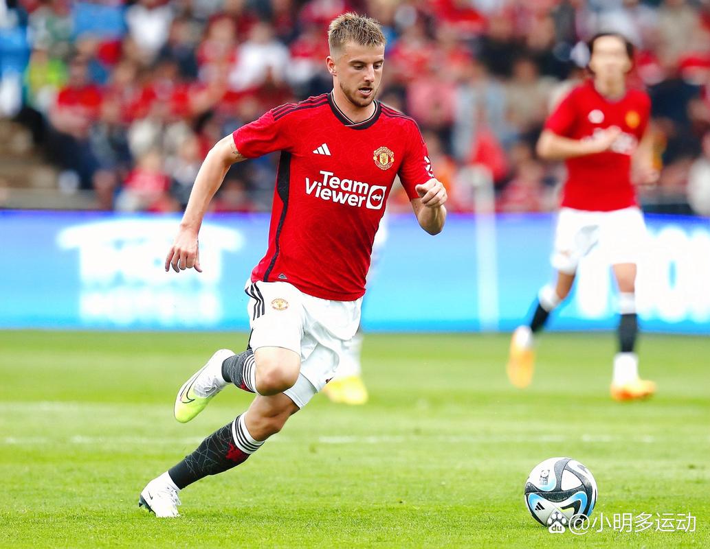 最想和哪个现役球员踢球？马克莱莱：姆巴佩和维尼修斯（马克莱莱点名最想合作的现役球员：姆巴佩与维尼修斯）